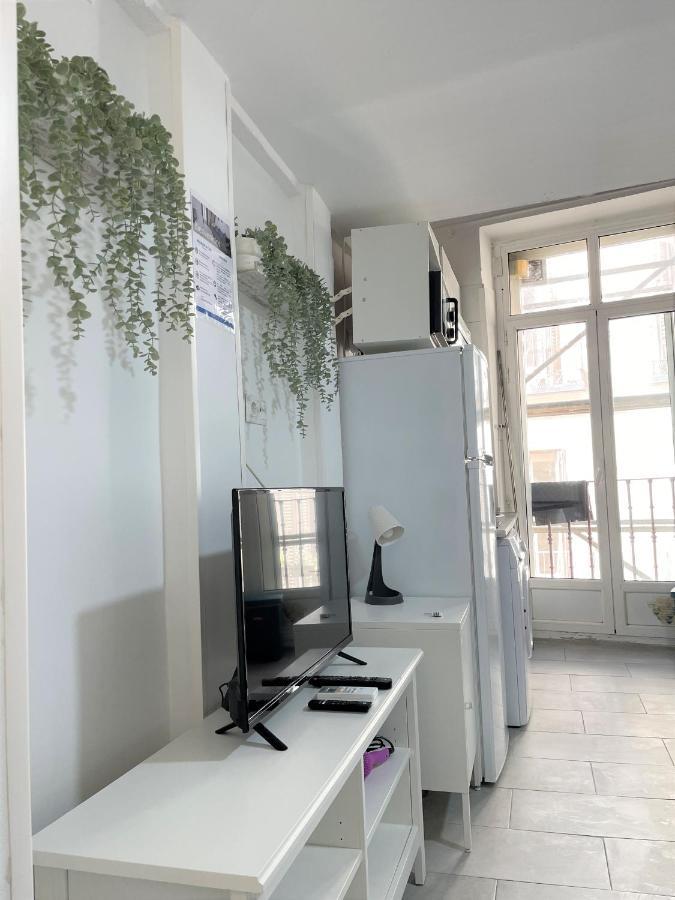 Acogedor Apartamento Con Balcon En El Barrio De Chueca, Gran Via Con Aire Acondicionado Y Calefaccion Madrid Luaran gambar